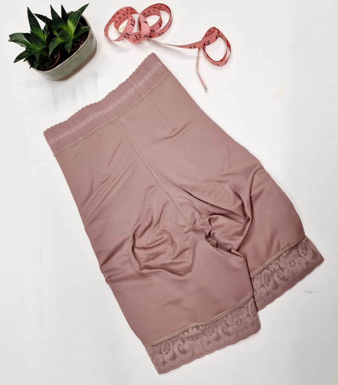 CINTURA DE AVISPA • Strapless con Látex (Moka)